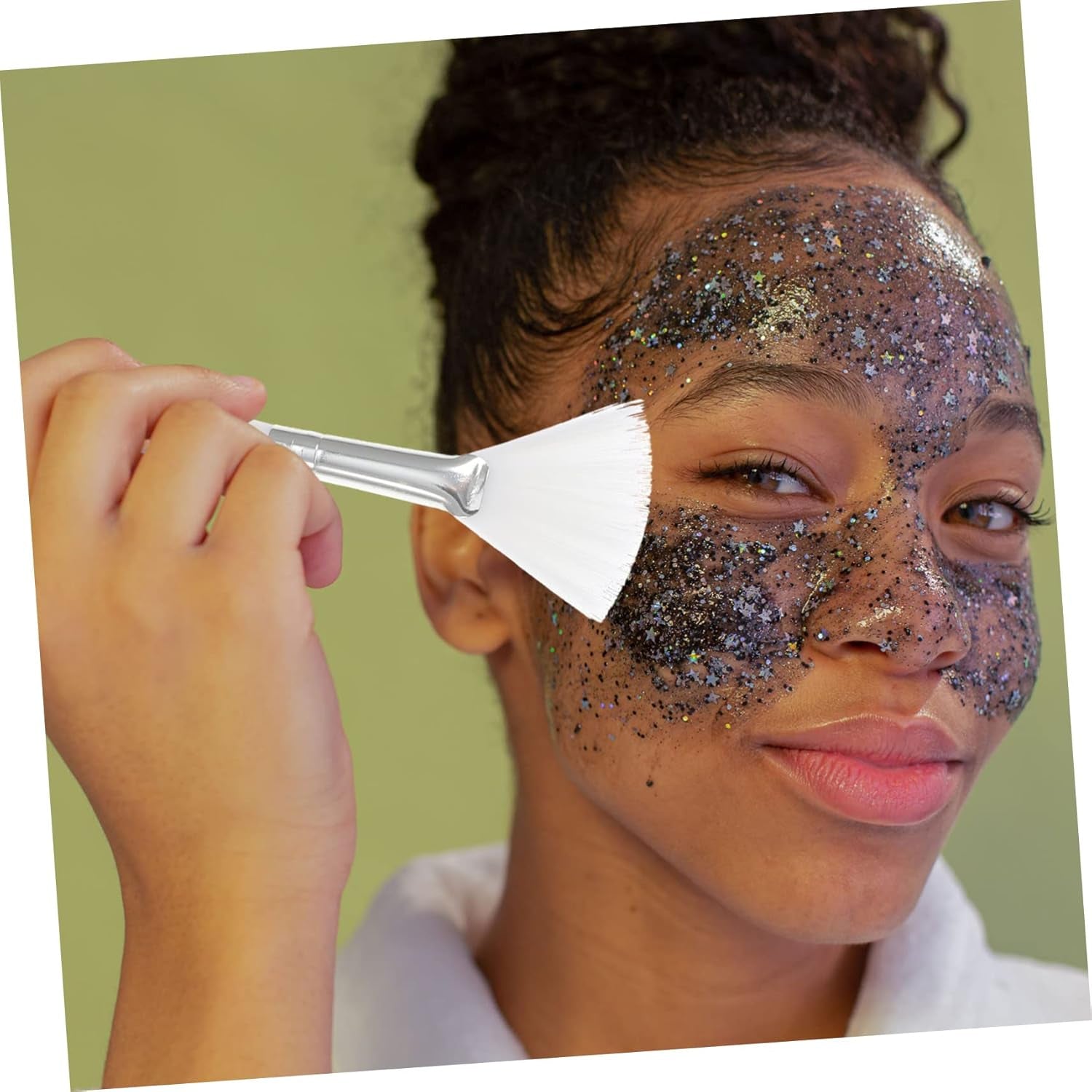 2Pcs Facial Mask Applicator Brush Dual-Sided Tools for Smooth Application of Skincare and Beauty Products Easy to Clean Durable Bristles for All Face Shapes